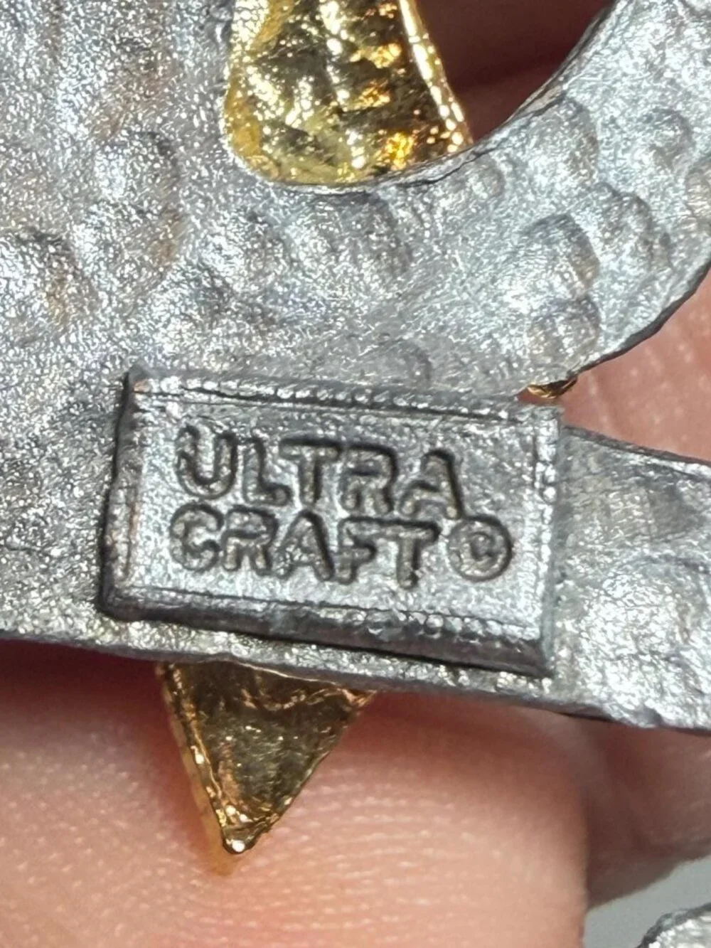Ultra Craft Cat Brooch OOAK Upcycled Gold Star Dangle Vintage 2 inches